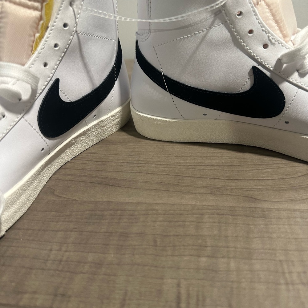 Nike Women's Athletic Shoes - White and Black